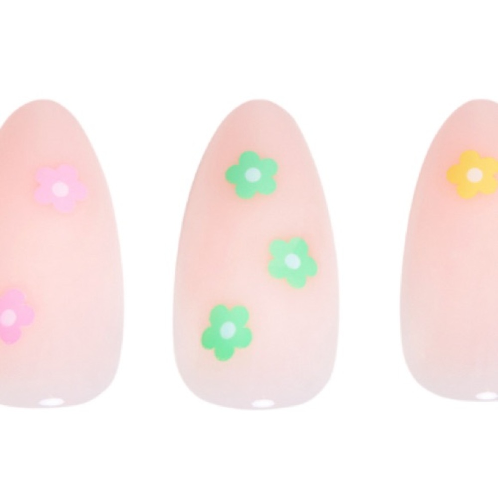 💗New Glamnetic 
FULL BLOOM Short Almond Press-On Nails💗 - Picture 3 of 4